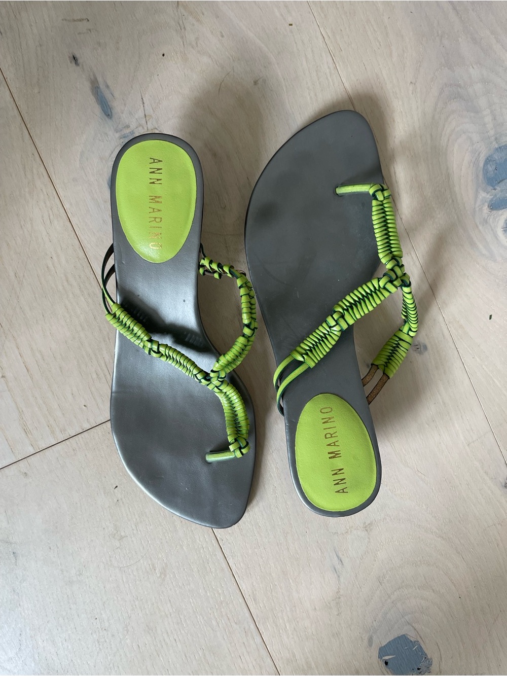 Ann Marion lime green sandals woven leather, great condition size 6.5.